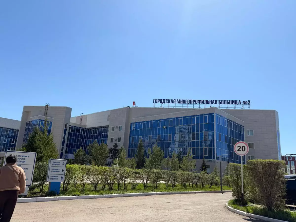 Жители Астаны потребовали от строительной компании NAK остановить стройку ЖК у больницы