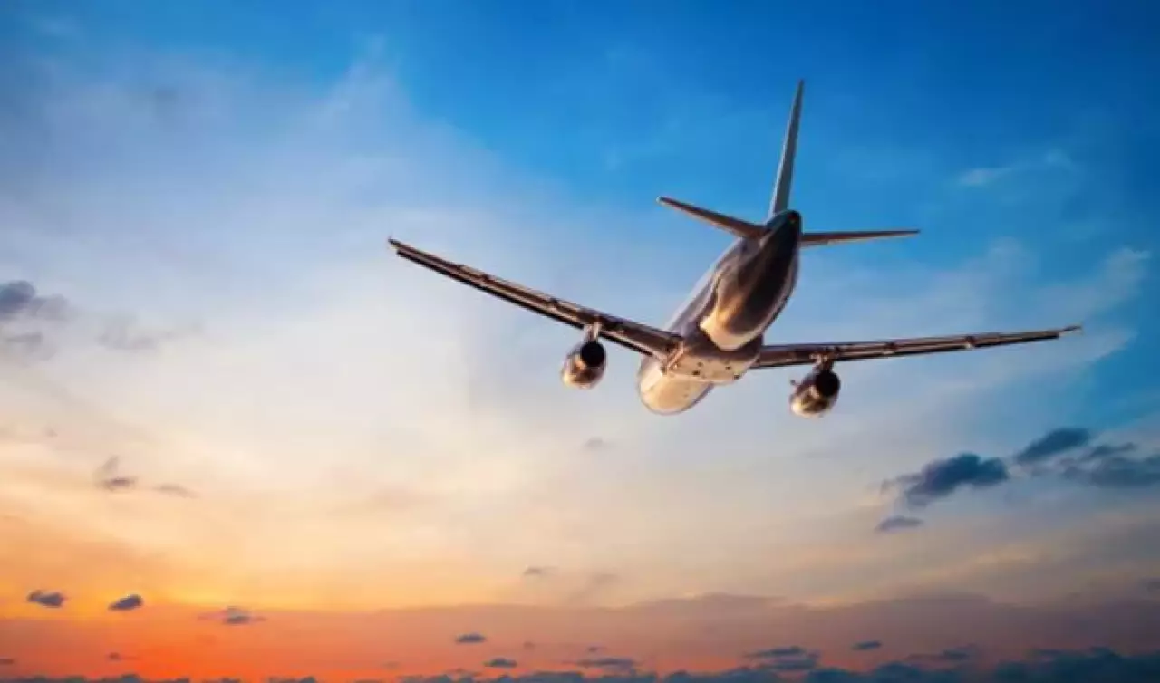 Возобновляют авиарейс из Актобе в Оренбург