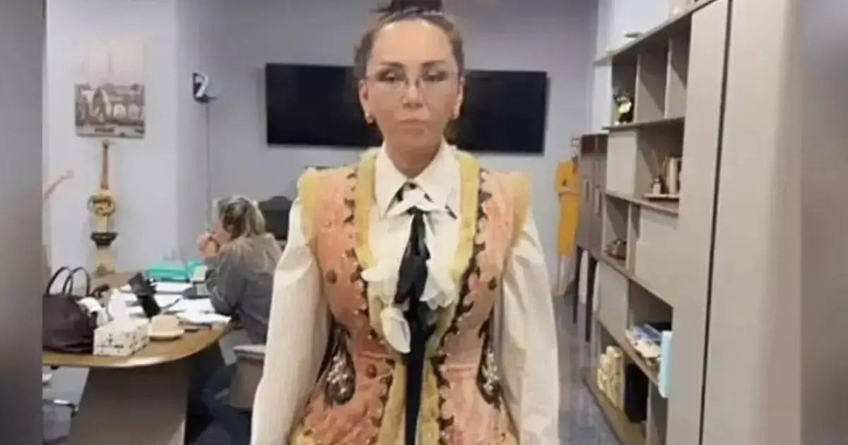  Қыз Жібектің қамзолы үшін Өтекешоваға ай сайын 1 млн теңге төлеп тұрамын - Алагөзова 