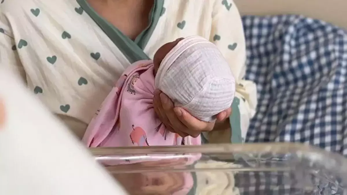 Қызылордада жаға ұстатарлық жайт: қоғамдық қор басшысы сәбиді 1 млн теңгеге саудаламақ болған