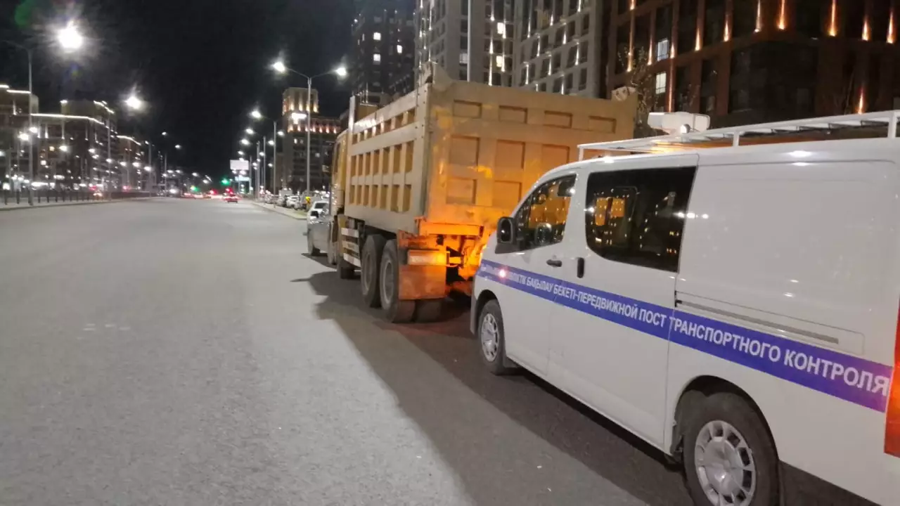 В Астане ужесточают контроль за тяжеловесным транспортом