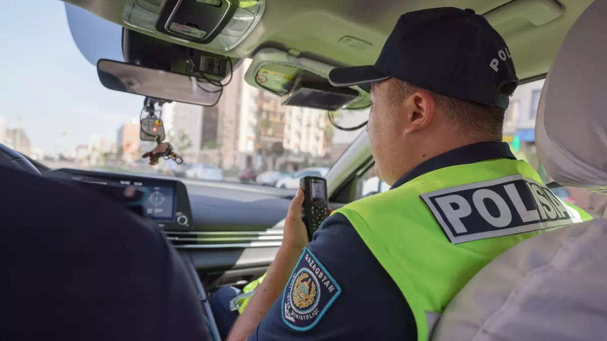 Маңғыстауда кәмелетке толмаған бала рөлге отырып, полициядан қашты