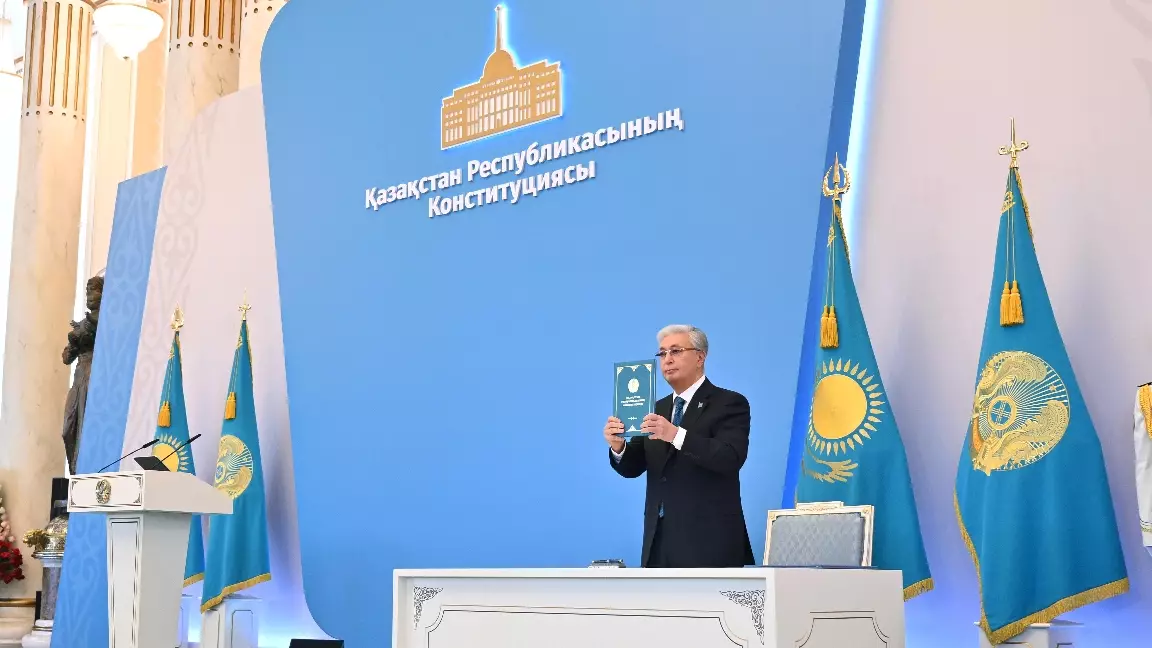 Конституциялық өзгерістер: Президент туралы заң қабылданды