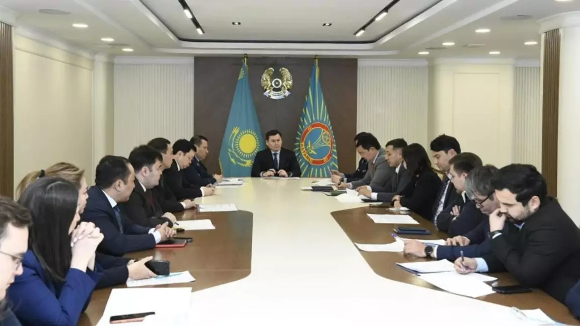 Астанада 500-ден астам есірткі сайты бұғатталды: елордада есірткі бизнесімен күрестің жаңа әдістері талқыланды