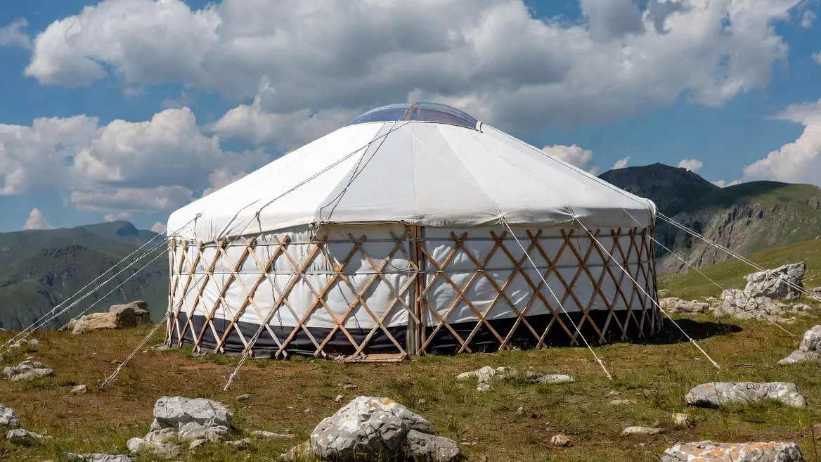В продаже появилась надувная юрта