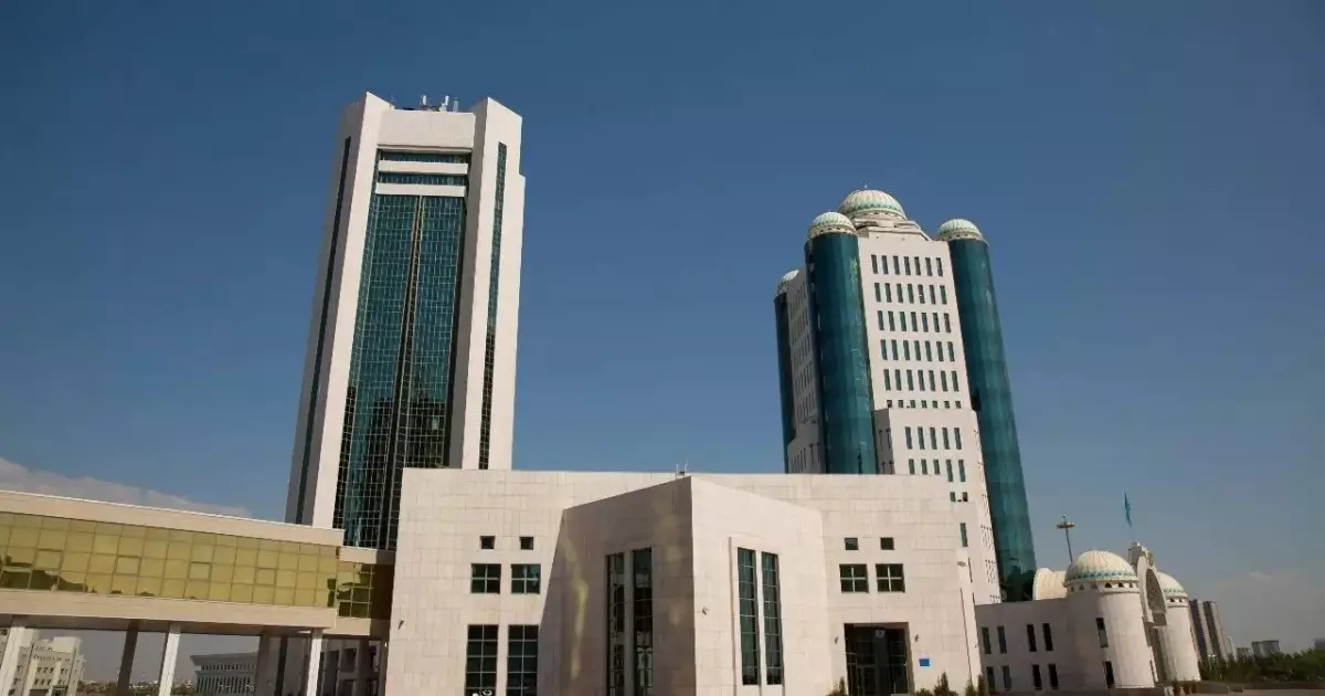  Президент және Құрылтай туралы заңдарға өзгерістер енгізіледі 