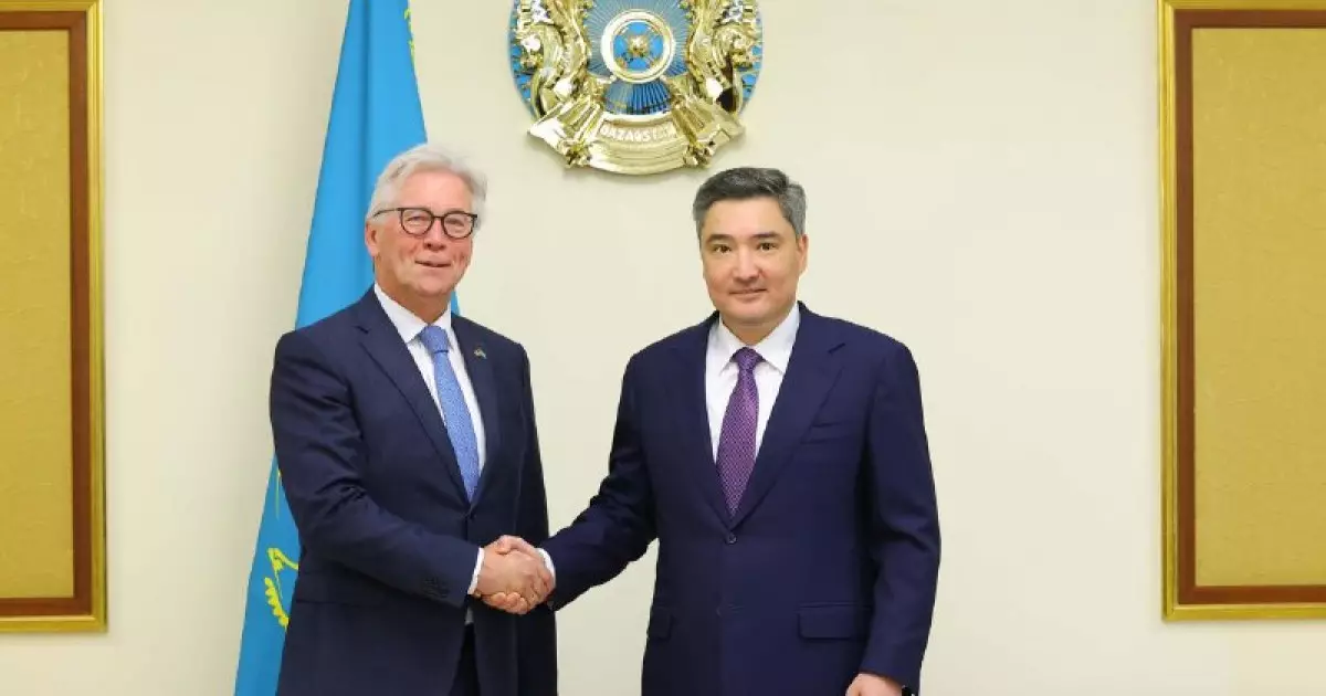  Олжас Бектенов Air Products басшылығымен ынтымақтастықты талқылады 