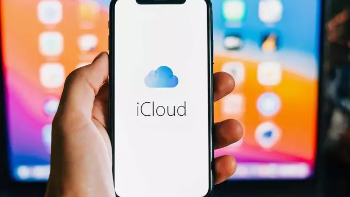 Владельцев iPhone массово атакуют мошенники