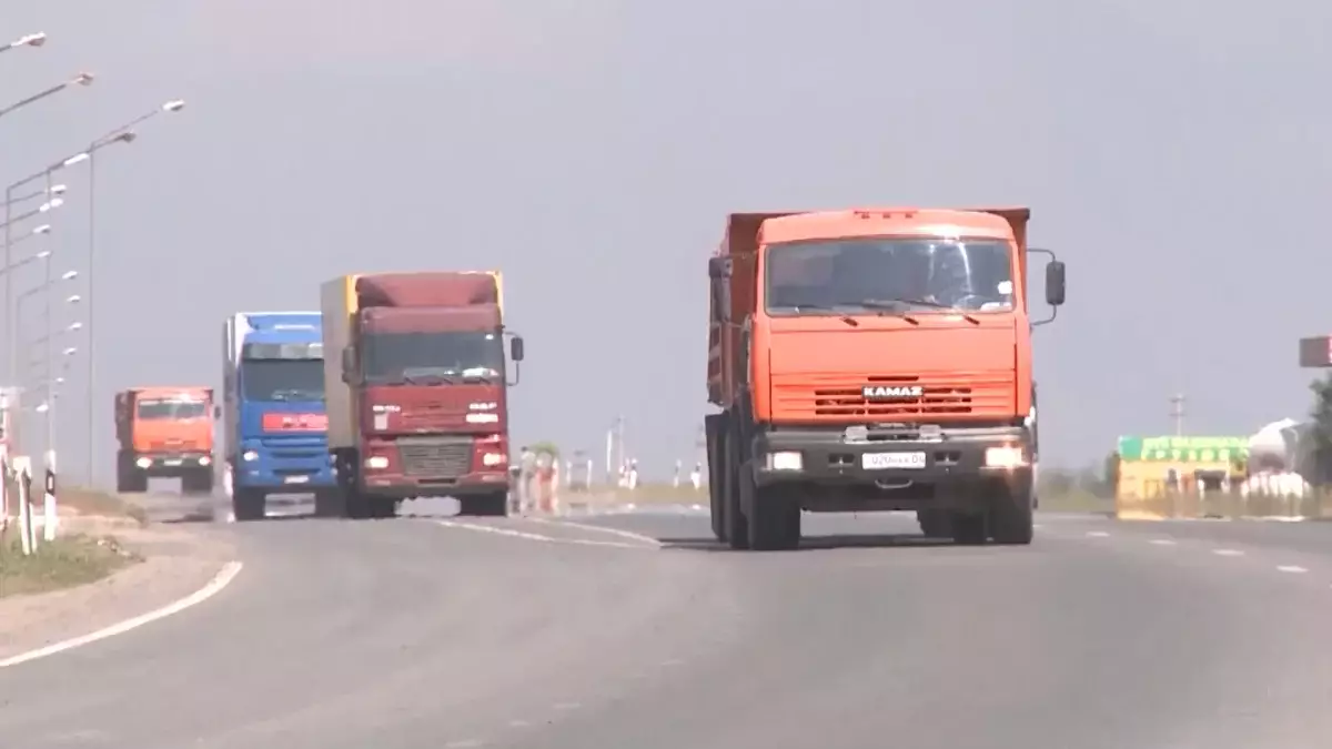 Елордада жүк көліктеріне бақылау күшейтілді