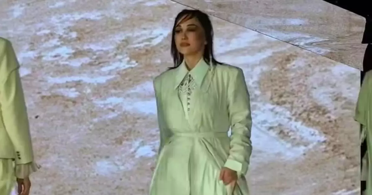   «Елуге келіп, есірді демеңіздер!»: Ләйлә Сұлтанқызы желіде жаңа образымен оқырмандарын қуантты (ВИДЕО)   