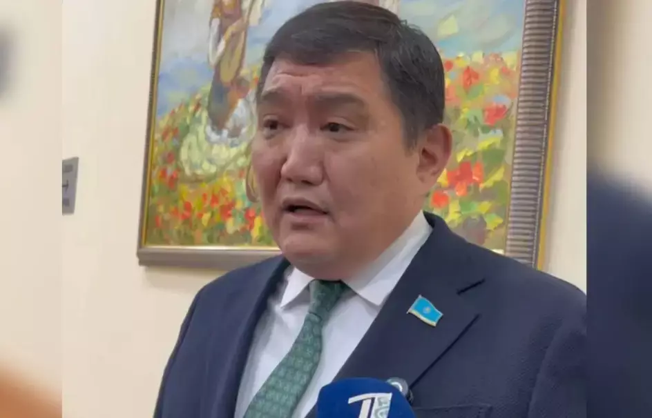 «Құрылыс компанияларының да қатысы бар»: Бақытжан Базарбек өрттің жиілеуі туралы