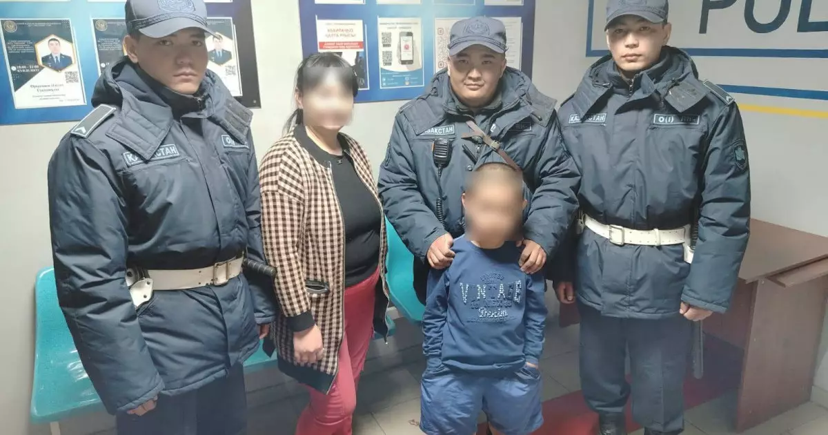  Семейде ұландықтар жоғалып кеткен баланы ата-анасына қайтаруға көмектесті 