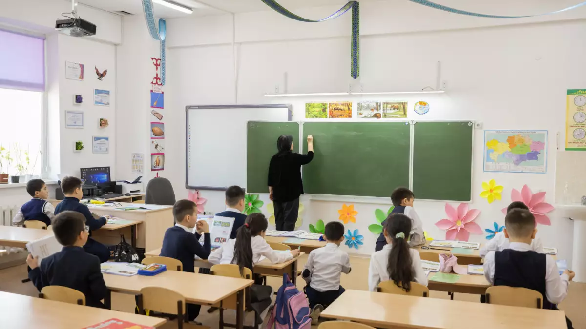 Педагоги выступили против передачи бюджета школ на районный уровень