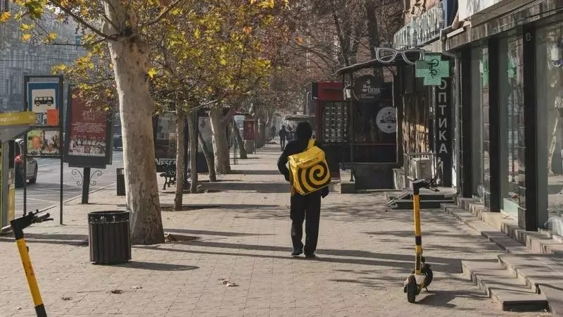 Курьеры скоро будут не нужны: министр и эксперты огорчили казахстанскую молодежь