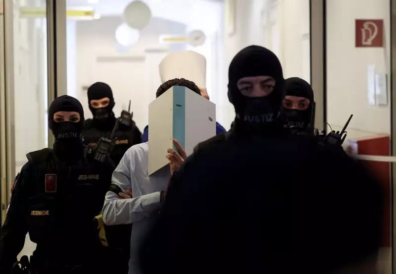 Готовил теракт на концерте Тейлор Свифт: обвиняемый признал вину