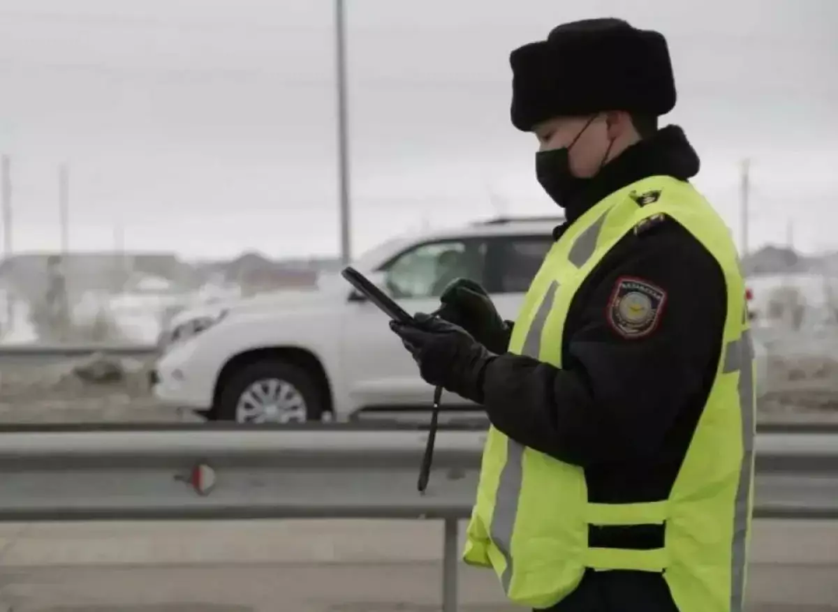 Казахстанских водителей начали жестко проверять: за какую «мелочь» под капотом теперь забирают номера - новости на Lada.kz 29.04.2026