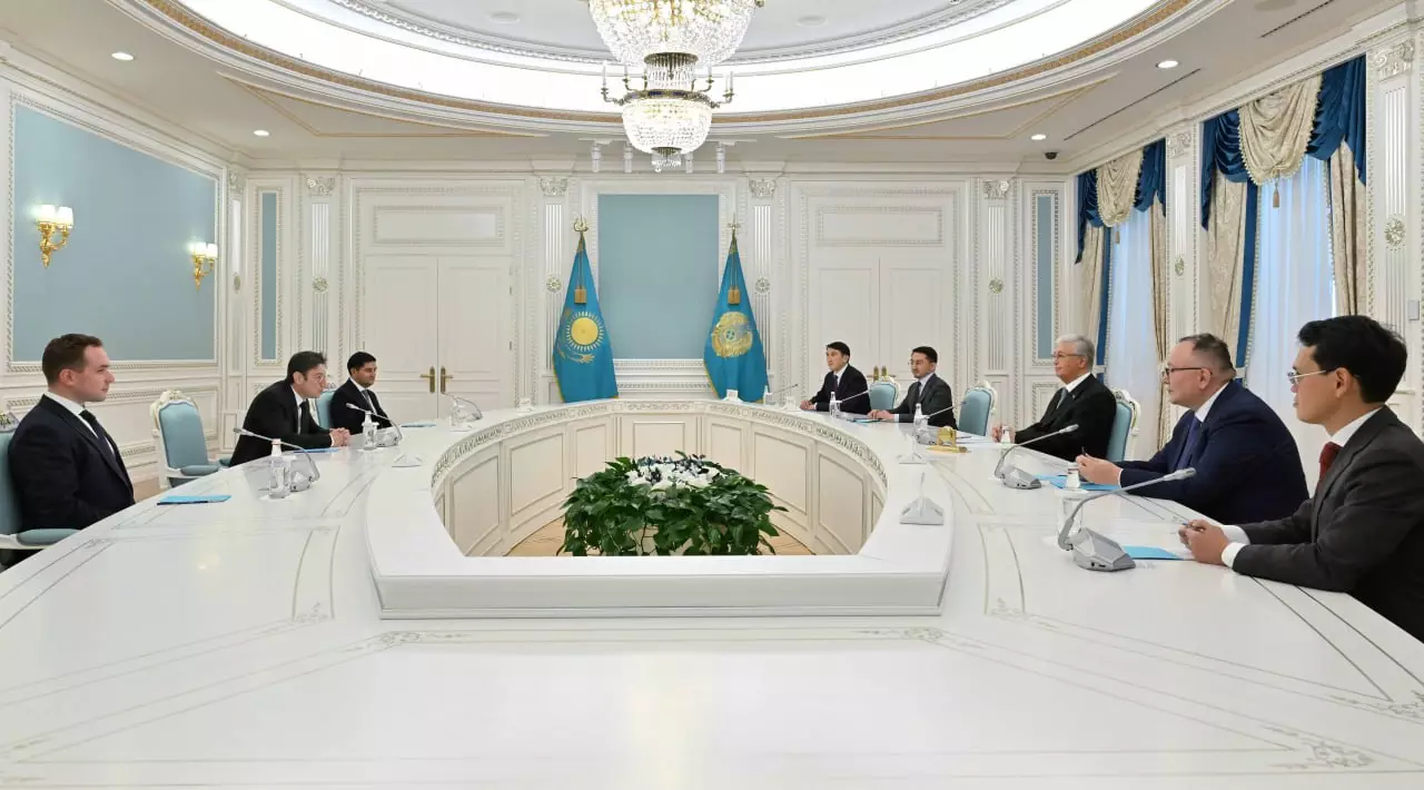 Глава государства принял представителей компаний NVIDIA и Firebird AI