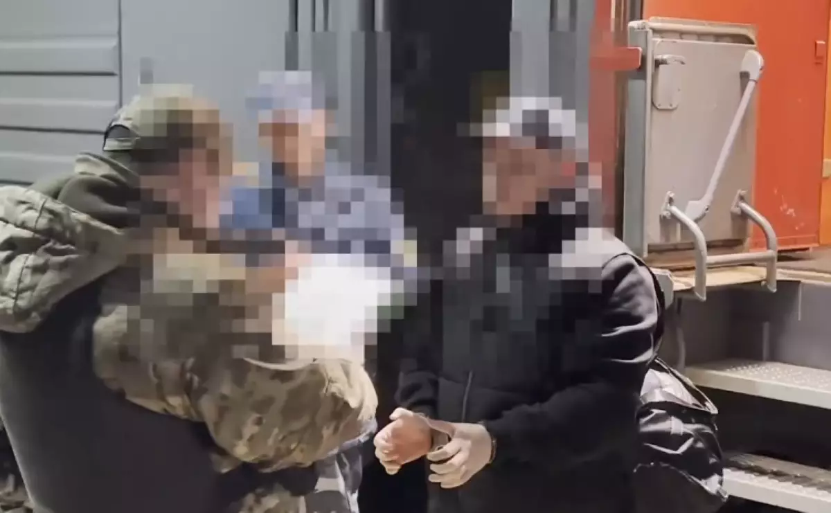 Казахстанца экстрадировали из России за обман с продажей иномарок