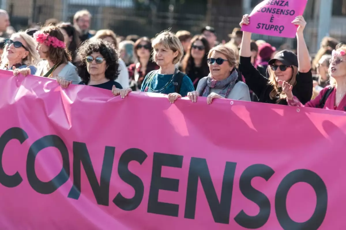 "Да значит да": в Европе вводят новое определение изнасилования