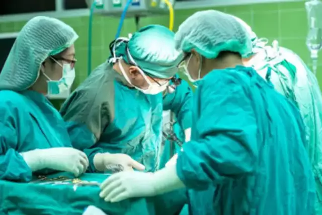 Ақтөбеде мұнайшылар төбелесіп, біреуі ауруханаға жеткізілді