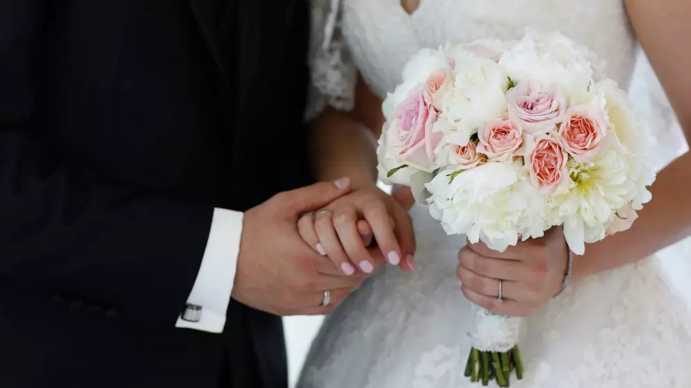 Алматыда 92 жастағы қазақстандық үйленді