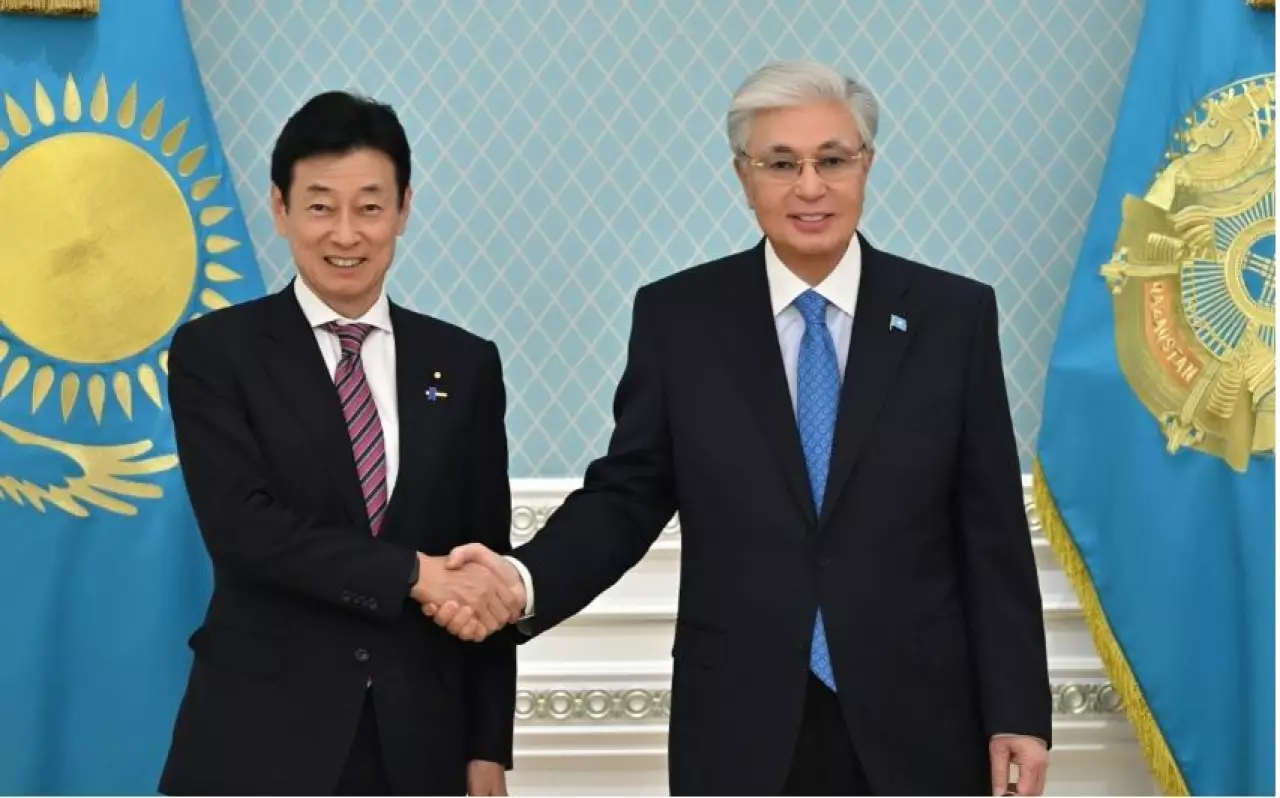 Президент Жапония Парламентінің Қазақстанмен достық лигасының төрағасын қабылдады