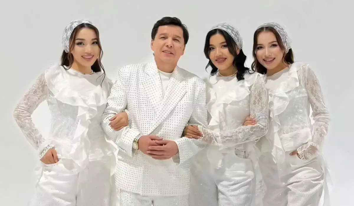 "Ересек адам ретінде шешім қабылдадым": Абай Бегейдің тұңғыш қызы да хиджабын шешті