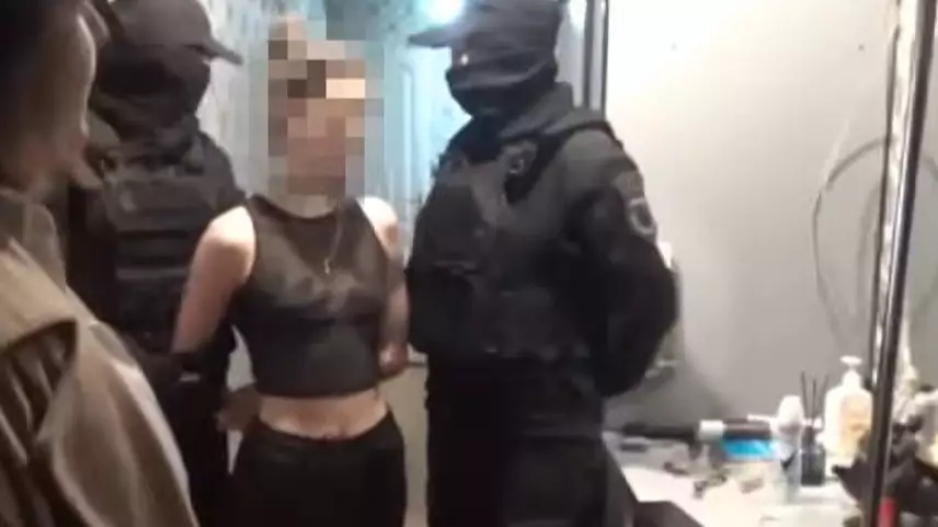 Полиция задержала пару за незаконный интернет-бизнес