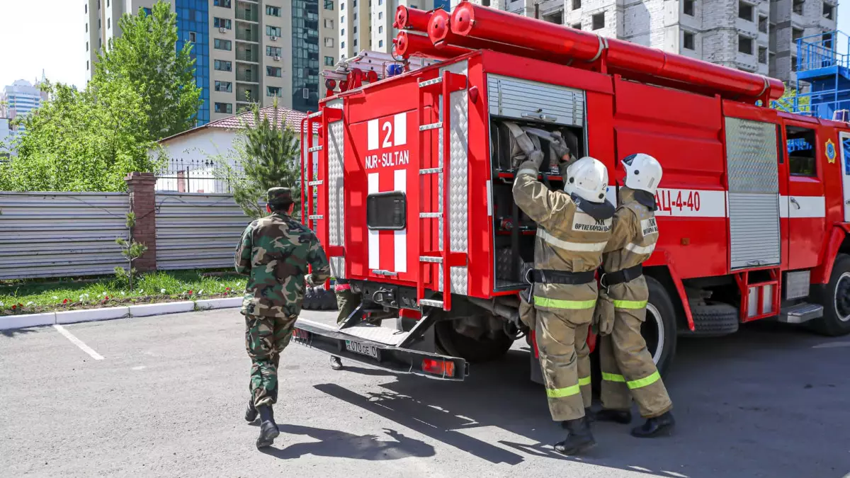 В ЖК в Астане произошёл пожар на балконе