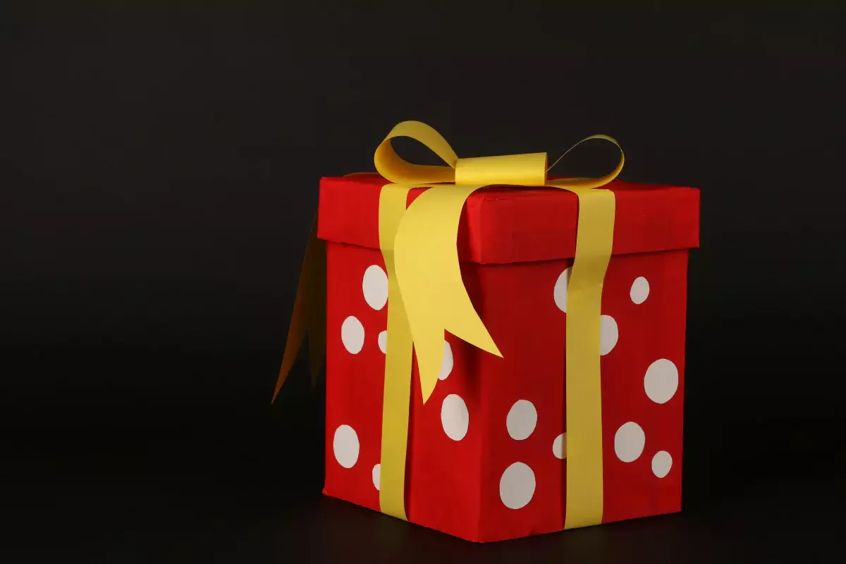 В Астане появился новый вид мошенничества с «подарочной коробкой»