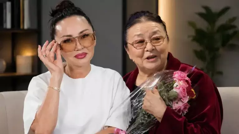 "Алагөзова «Қыз Жібектің» жыртығын бүтіндеп отырған жоқ, өз ұпайын түгендеп отыр" - журналист