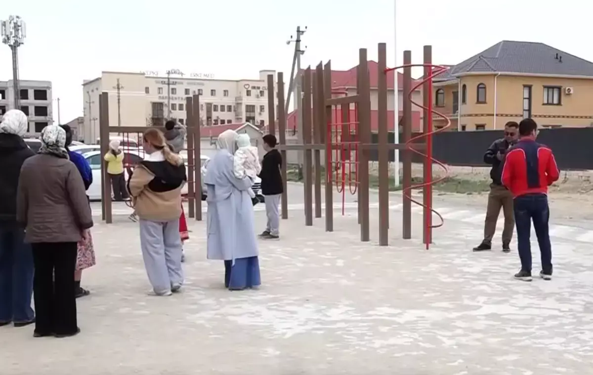 Ни воды, ни благоустройства: в Актау жители многоэтажек жалуются на коммунальный кошмар - новости на Lada.kz 30.04.2026