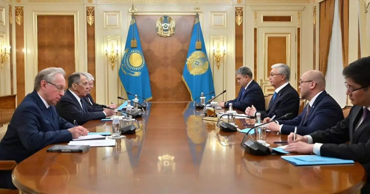  Тоқаев Лавровты қабылдады: Путиннің сапары мен Ресеймен қарым-қатынас талқыланды 