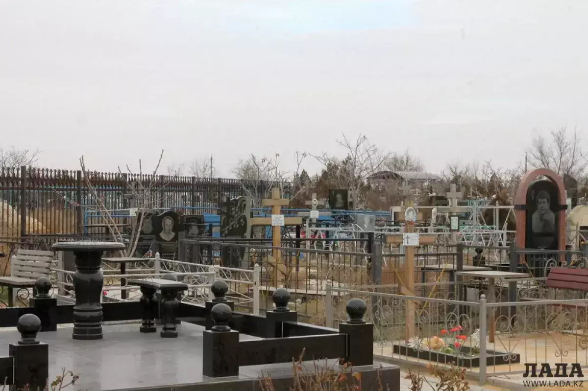 В Актау во второй раз пытаются найти «смотрителя кладбища» - новости на Lada.kz 30.04.2026