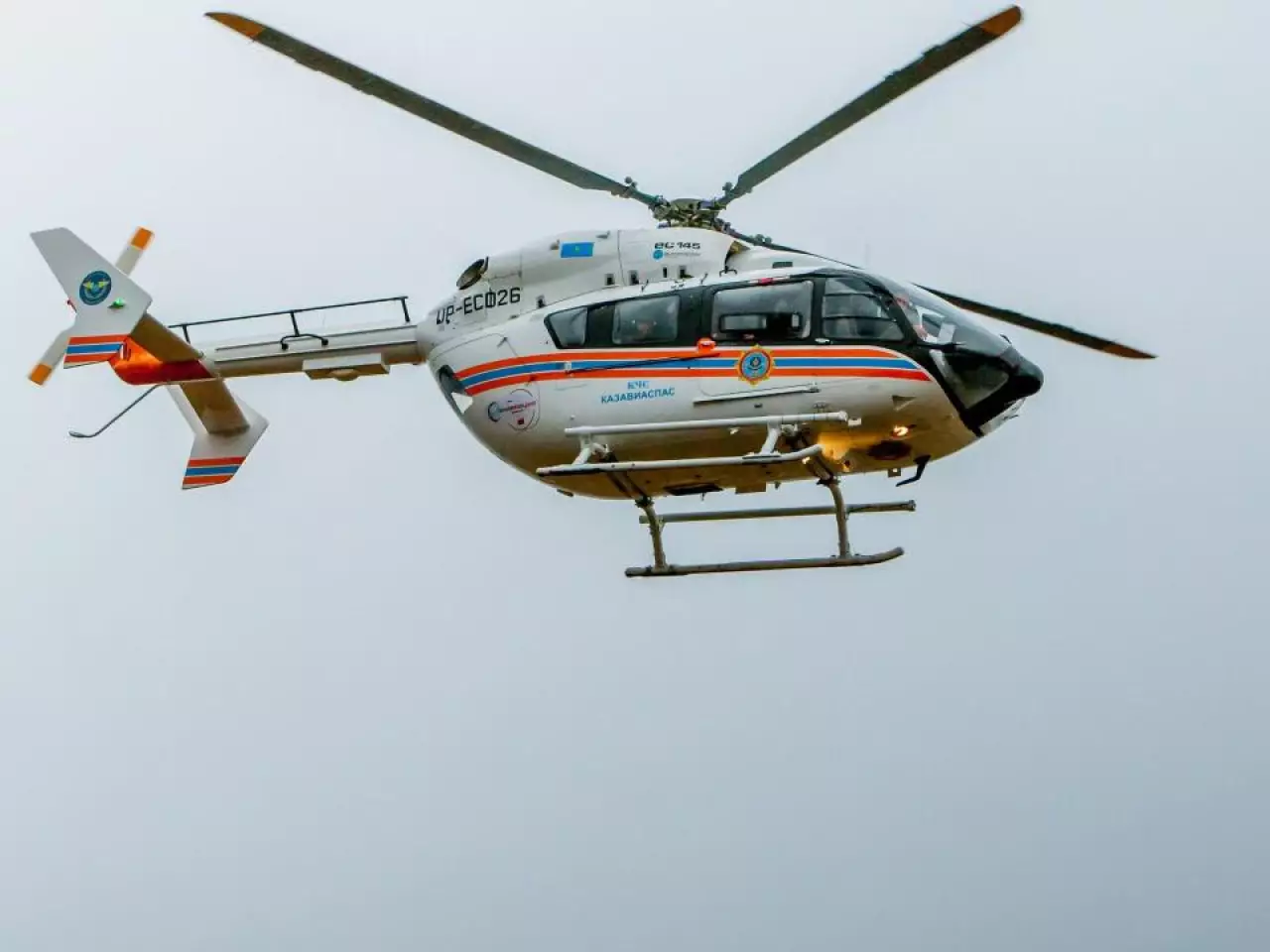 Подростка экстренно доставили вертолётом МЧС в Кокшетау