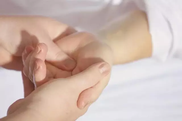 Маңғыстауда емші әйел алдына келген науқасты буындырып өлтірген