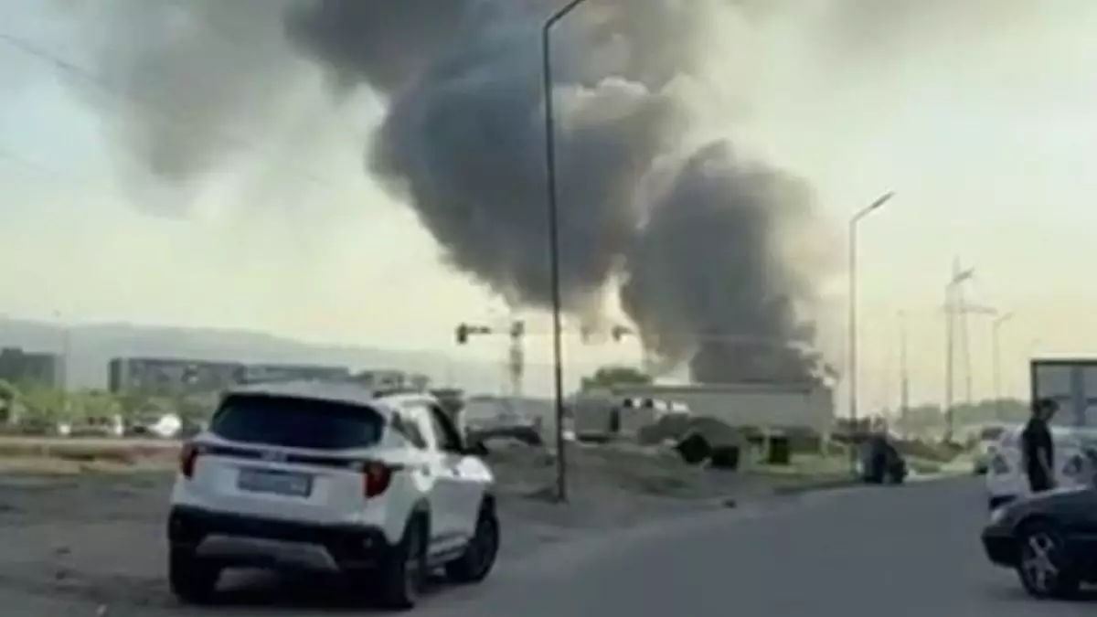 Пожар произошел на картонном заводе в Алматинской области