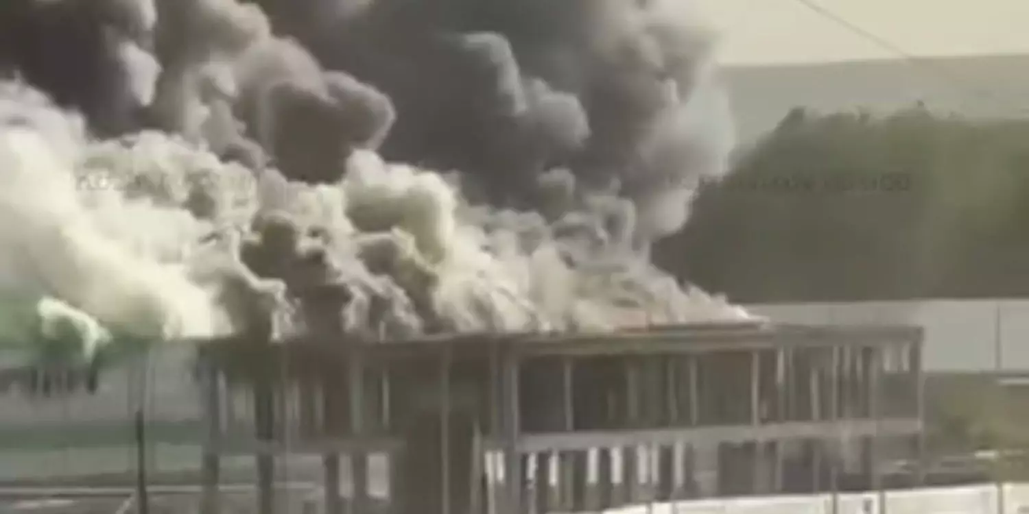 Алматы маңындағы картон зауытында ірі өрт шықты (ВИДЕО)