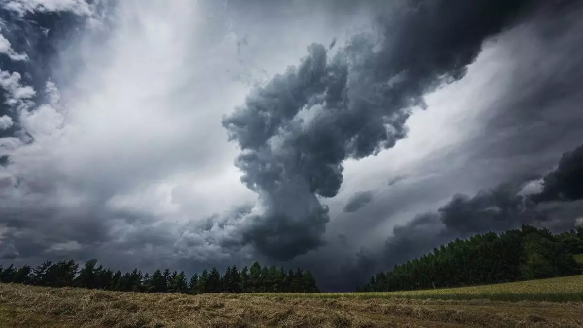 Казахстан накроет резкая смена погоды на майские праздники