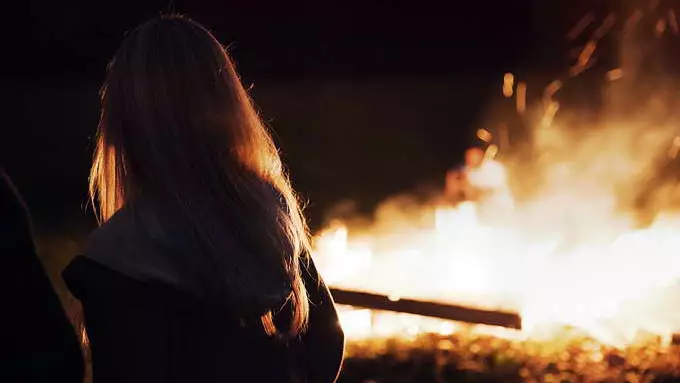 СҚО-да 42 жастағы әйел өзін өртеп, ауыр күйікпен ауруханаға түсті