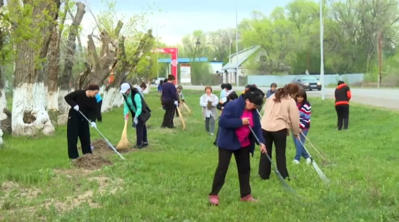 Үржарлықтар жаппай сенбілікке шықты
