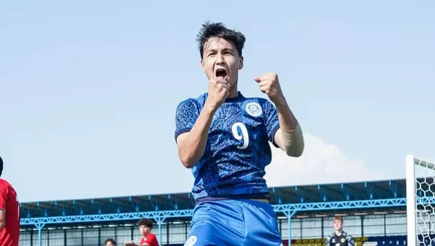 Россия разгромила Казахстан и стала победителем турнира УЕФА