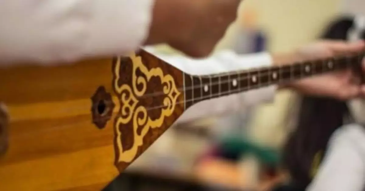  Ереже өзгереді: Домбыра мен қобызды енді ұшаққа қол жүгі ретінде алуға болады 