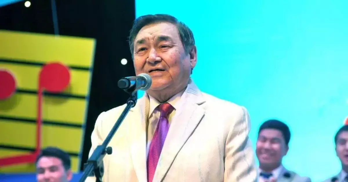  `Адам өледі, ажал қалады`: Ескендір Хасанғалиевтің ұлы әкесіне сағынышын жеткізді (ФОТО) 