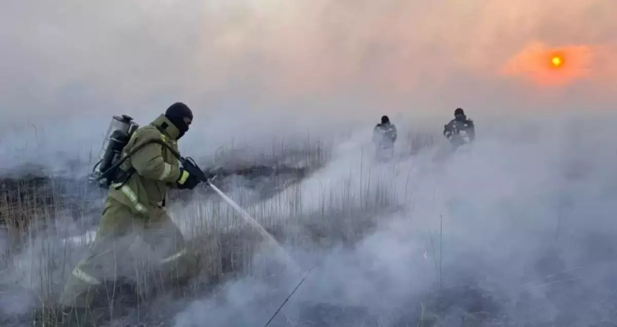 «Ақжайық» резерваты өртеніп жатыр
