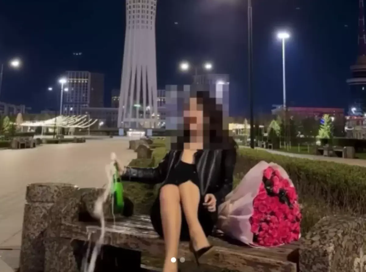 В Астане двух девушек наказали за трендовое видео