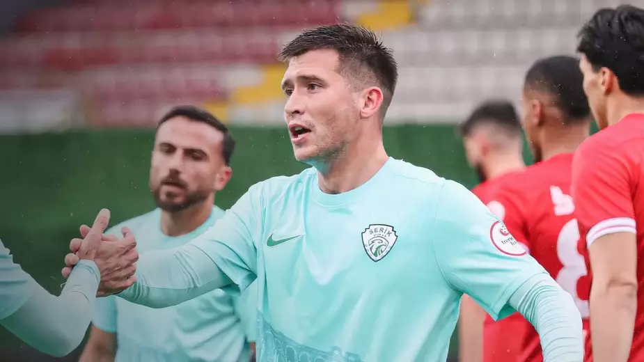 Казахстанец забил первый гол в чемпионате Турции, но в клубе его не оставят. Почему?