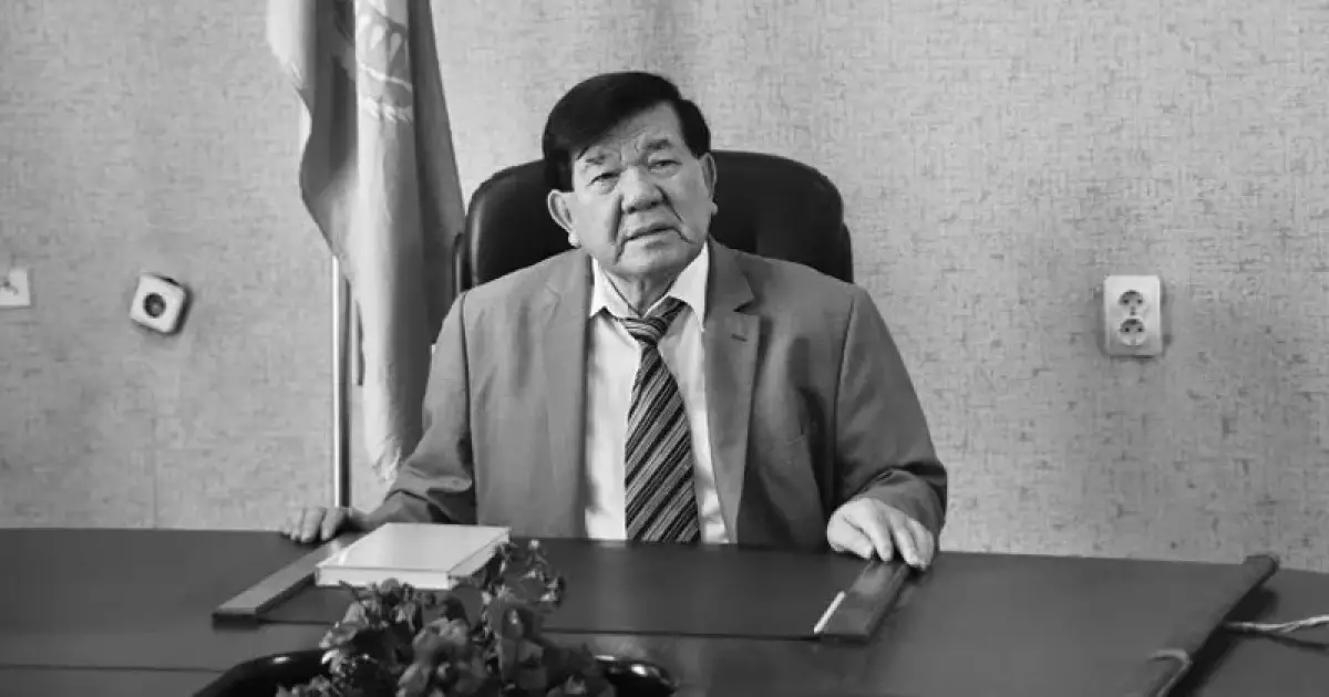   «Әруақ туралы орынсыз сөз айту дұрыс емес»: тарихшы Мұхтар Шахановқа қатысты пікір білдірді   