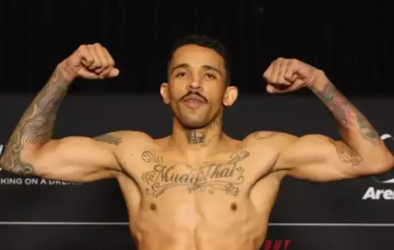 Экс-чемпион UFC проиграл нокаутом в бою дивизиона Рахмонова