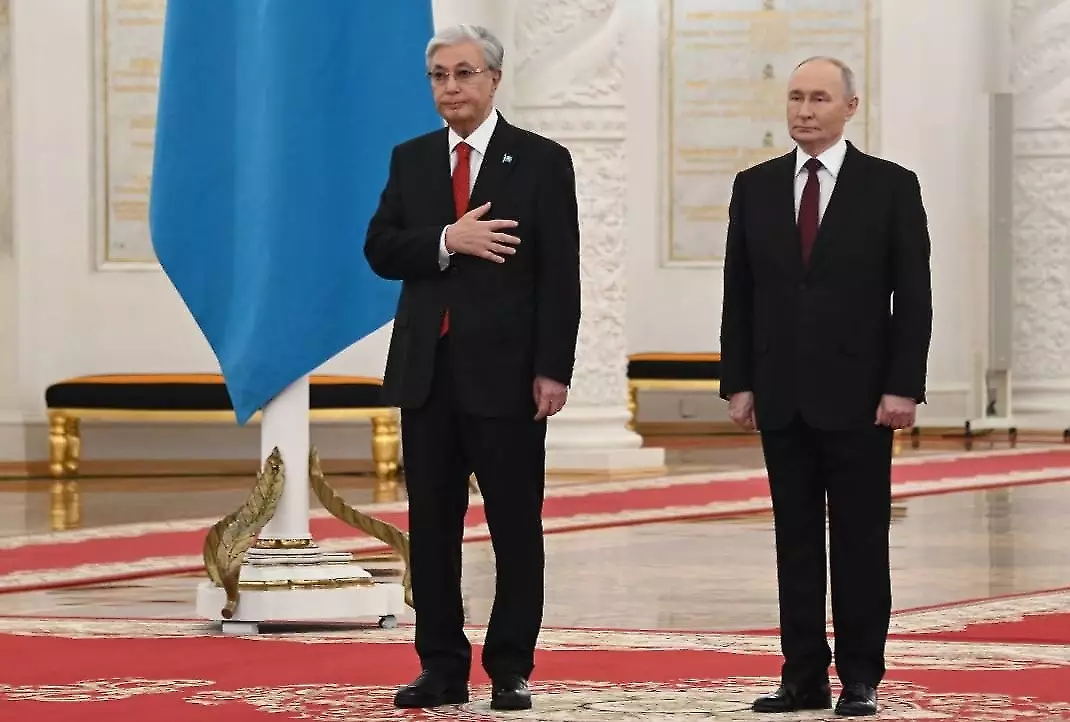 Токаев поблагодарил Путина за обмен помощника военного атташе Казахстана.